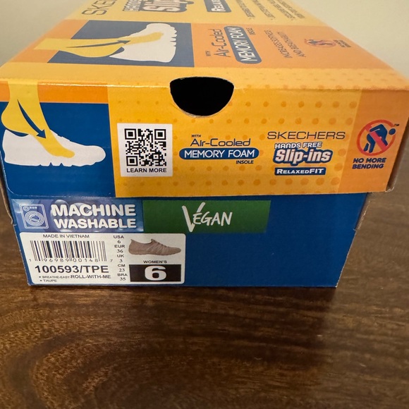 Skechers Hands Free Slip-ins Relaxed Fit Size 6 in Taupe - Picture 5 of 6